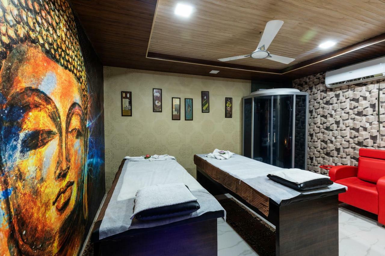 Oyo 42910 Hotel Rudra Palace Ratlām 외부 사진
