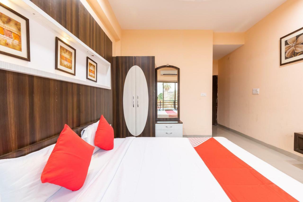 Oyo 42910 Hotel Rudra Palace Ratlām 외부 사진