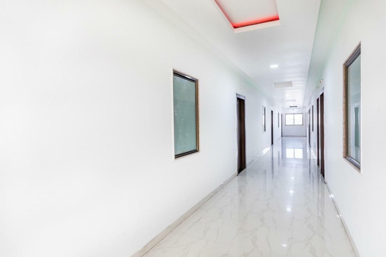 Oyo 42910 Hotel Rudra Palace Ratlām 외부 사진