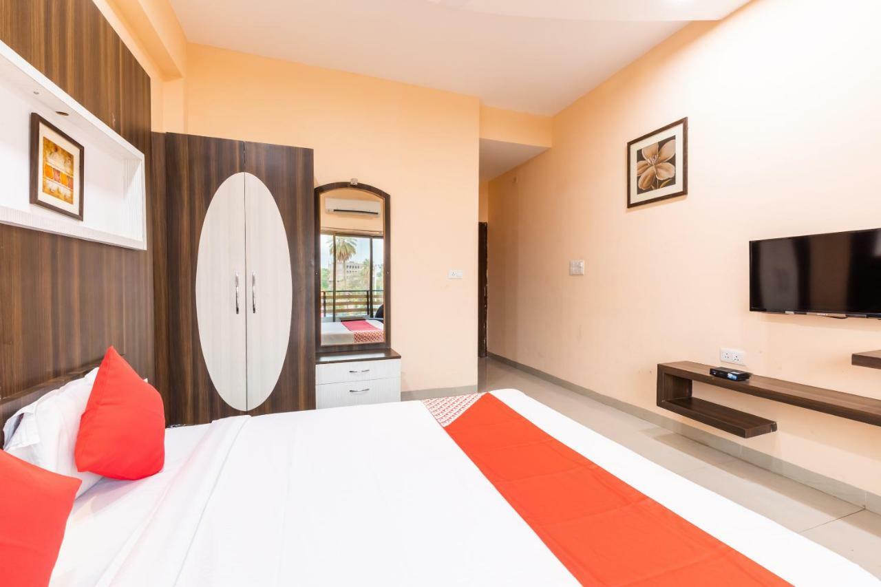 Oyo 42910 Hotel Rudra Palace Ratlām 외부 사진